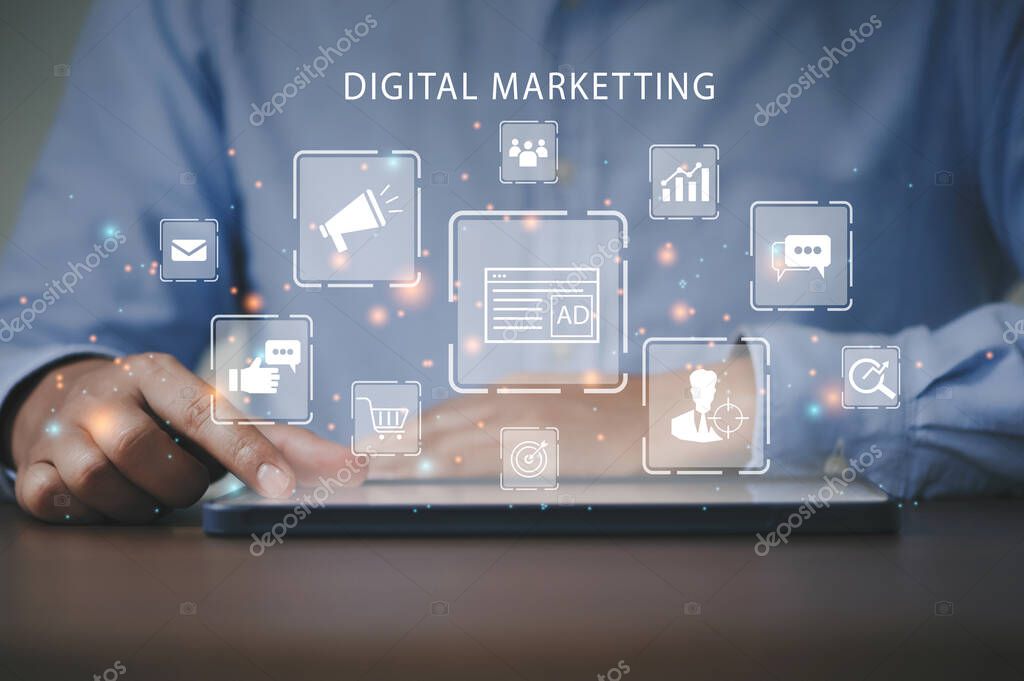 Grafici di marketing digitale su schermo